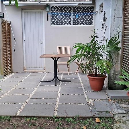 Agreable F2, Jardin, Garage, Fibre, Clim Ch Apartamento Fort-de-France Exterior foto