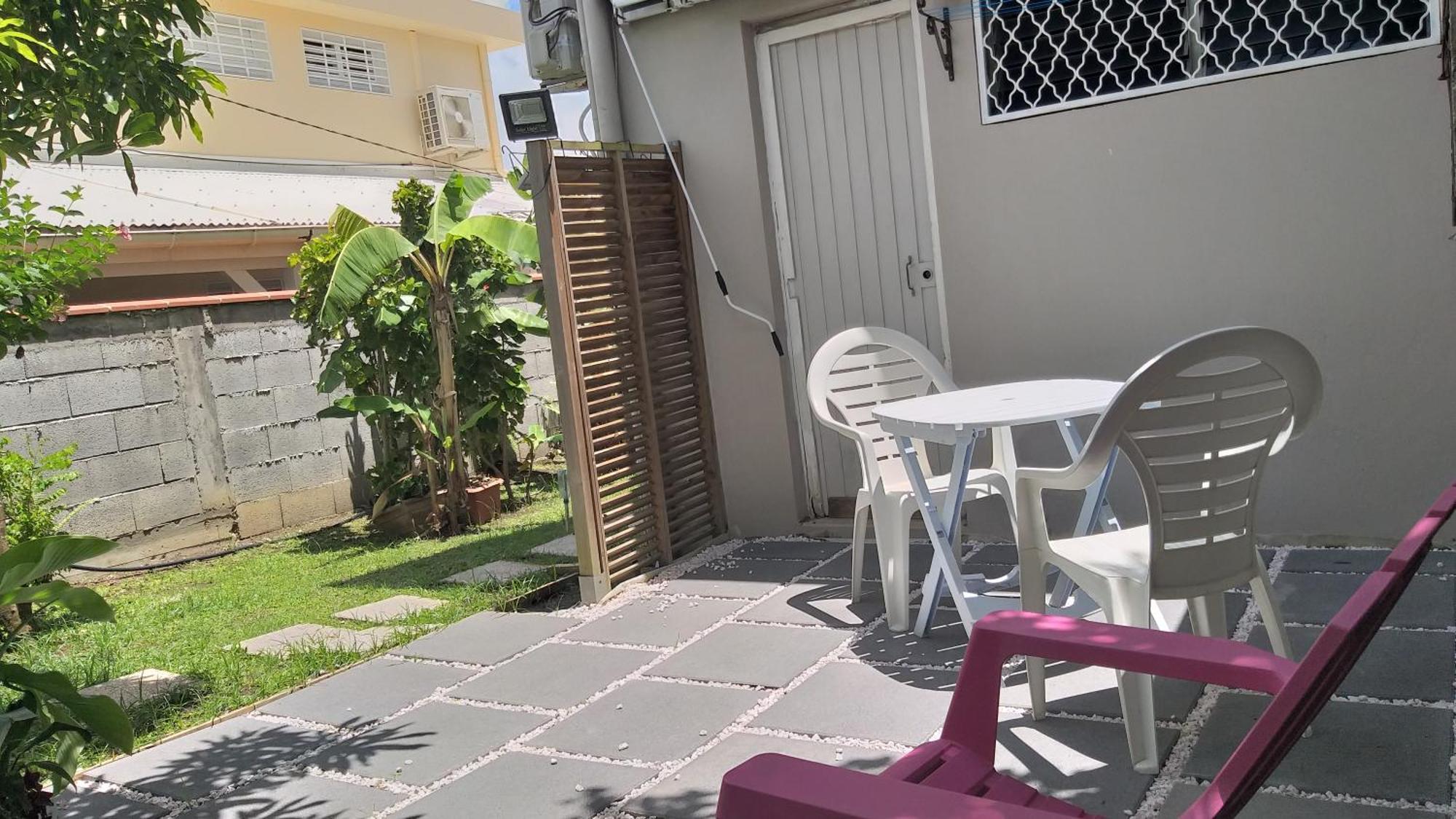 Agreable F2, Jardin, Garage, Fibre, Clim Ch Apartamento Fort-de-France Exterior foto