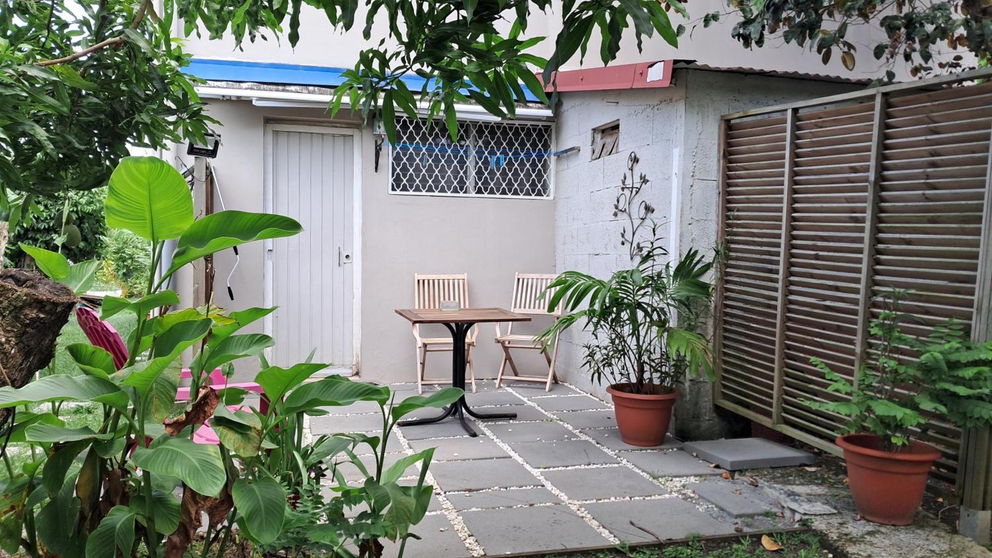 Agreable F2, Jardin, Garage, Fibre, Clim Ch Apartamento Fort-de-France Exterior foto